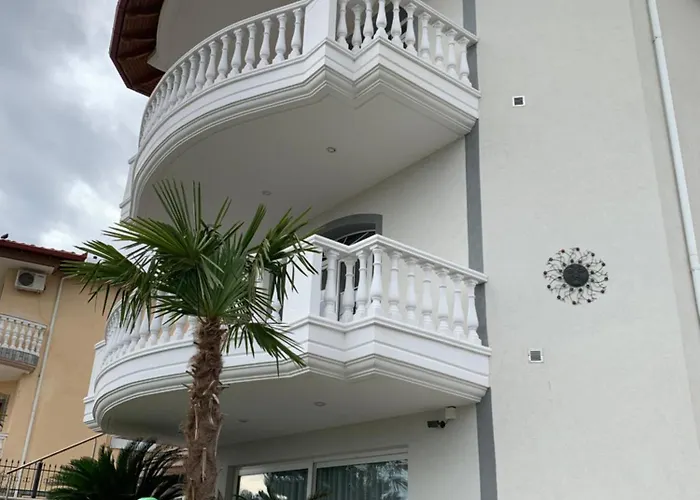 公寓 Seaviewperamou *